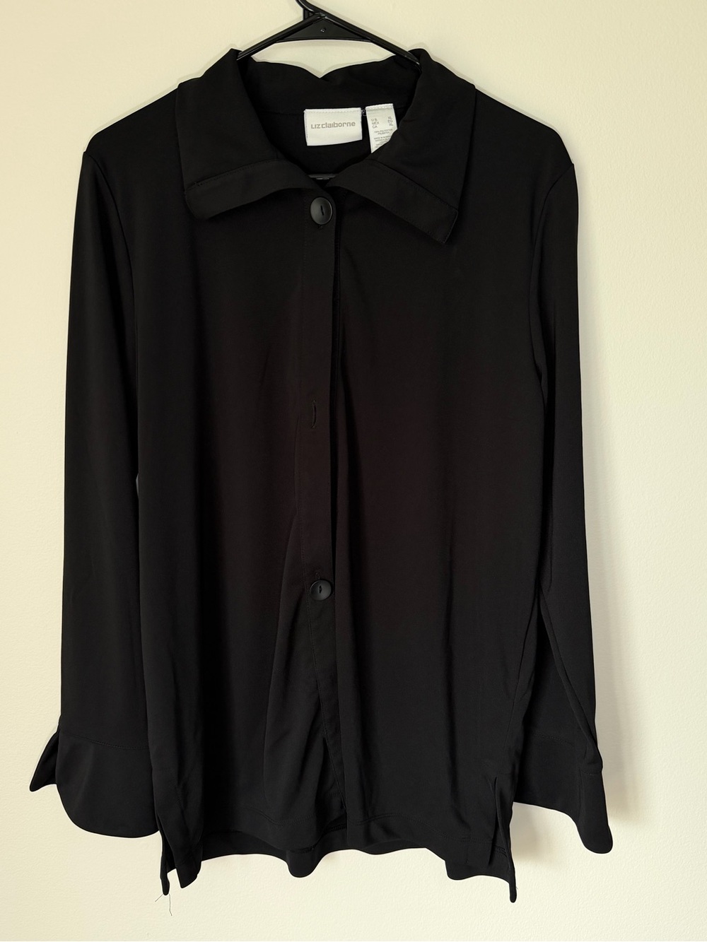 Liz Claiborne Black Button-Front Long Sleeve Shirt